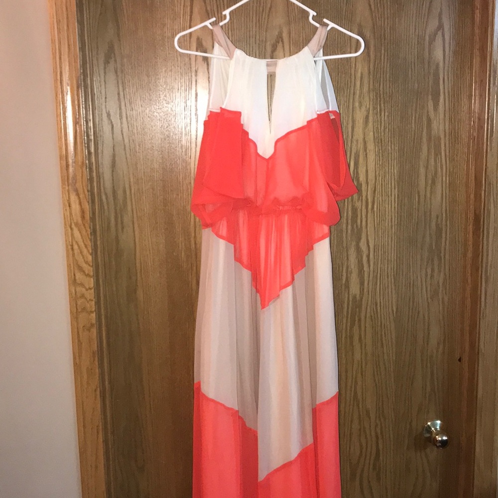 Women’s maxi dress